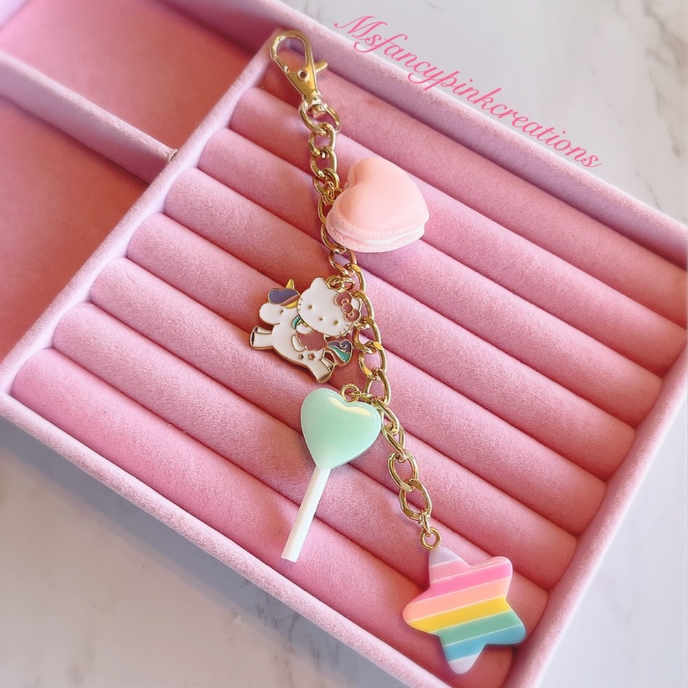 Pastel hello kitty handmade keychain